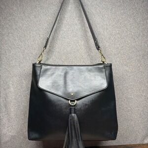 Liz Claiborne Black Faux Leather Shoulder Bag Tassel Crossbody Purse Medium